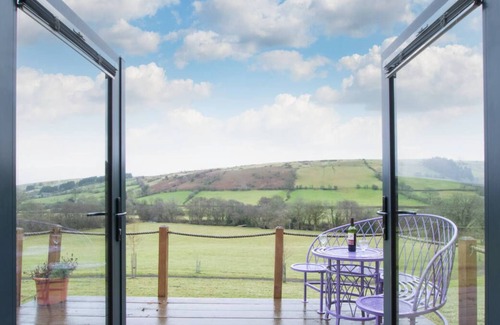 Brecon House | Flying Scotsman in the beautiful Brecon