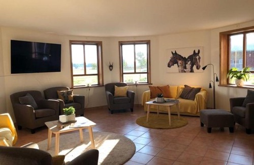 Flyinge Bed & Breakfast | Flyingehus Gårdshotell