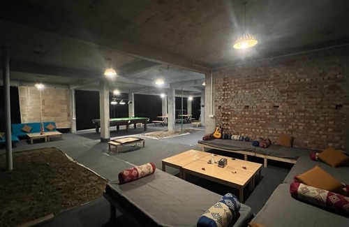 Gunehr Hostel | Flyscape Hostel