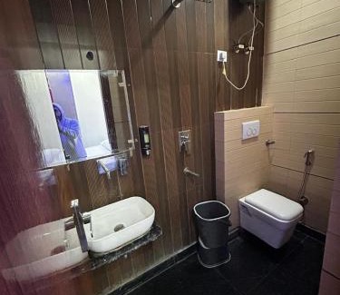 Karol Bagh Hotel | FM Hotels - Karol Bagh