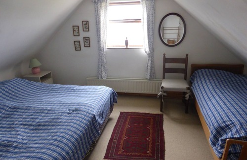Cashel Cottage | Foden's Cottage is a family holiday home on a remote peninsula in Connemara