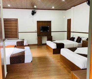 Vythiri Hotel | Fog Light