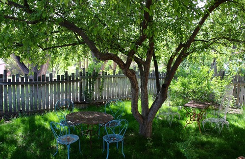 Tesuque House | Folk House - Charming Folk Art Inspired Guest House On Beautiful Tesuque Estate