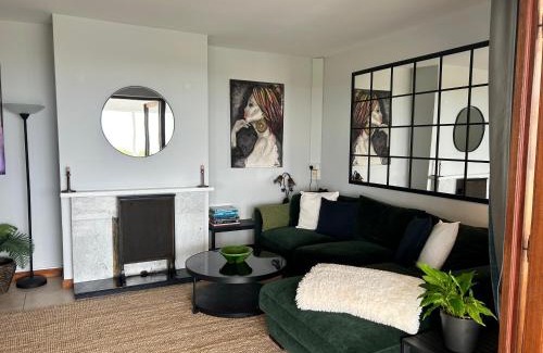 Dungarvan House | Follies Bungalow with Ocean Views