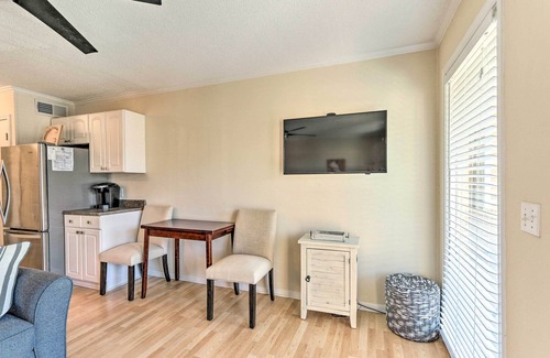 Folly Field Condo | Folly Field Beach Access: Resort Condo w/Pools