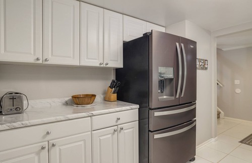 Folly Field Condo | Folly Field Family Villa | Walk to Beach, Complex Pool, BBQ