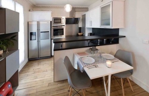 Le Kremlin-Bicetre House | FONTAINEBLEAU - Dynamic Area - Close Paris (5mn) - Metro - 2Br 1Ba