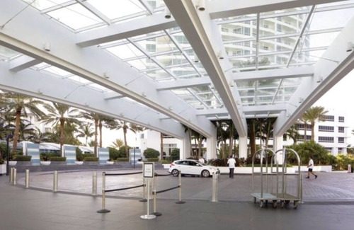 Mid Beach Apartment | Fontainebleau Sorrento 7th Floor Oceanfront Junior