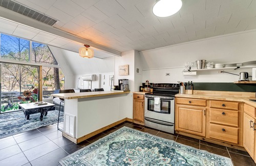 Almond Cabin | Fontana Lake Water Front with Lake Access A Frame