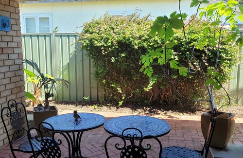 Busselton House | Footprints in the Sand - Central Busselton