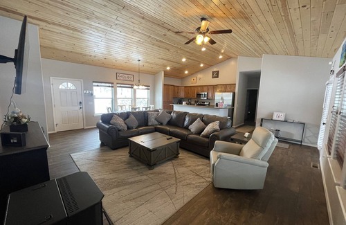 Show Low House | Footprints White Mountain getaway in Pinetop-Lakeside