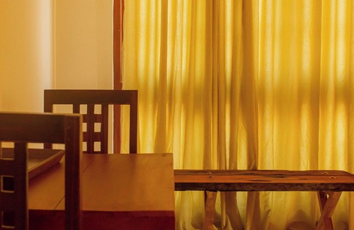 Kurunegala Apartment | For a Calm and Quite stay.nAC RoomnBathroom with Hot water, Washing Machine.