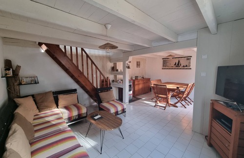 Dolus-d'Oleron House | For a quiet family holiday near the beach and the forest.