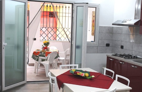 Trappeto Apartment | For Family or friends 2 to 4 guests comfortable relaxing for all ages