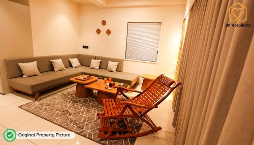 Vadodara Apartment | For NRI by NRI Penthouse-Terrace,Pizza Oven, Views