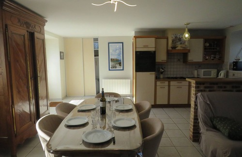 Planguenoual House | For rent, single-storey farmhouse with large grounds.