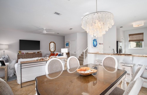 Sandestin Condo | "For Shore" Turnberry in Sandestin, Baytowne Wharf, Golf Cart, Pool
