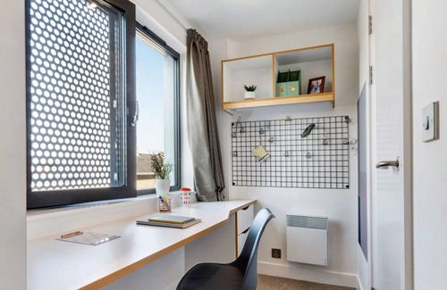 Colchester Apartment | For Student Only Magdalen Street at Colchester