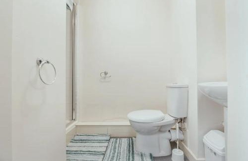 Stoke-on-Trent Apartment | For Students Only Lomax Halls Stoke on Trent