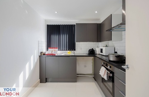 Island Gardens Apartment | *For The Larger Groups 2Bedroom 2Bathrooms Spacious Apartments *