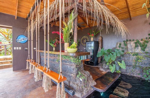 Tres Rios House | Forbes “World’s Top Ten List" Ocean View Mansion~Arrival Shuttle~ Concierge~