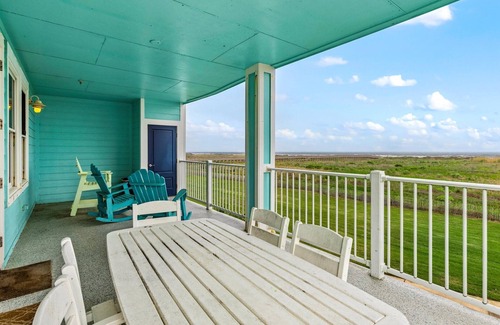 Red Fish Cove Condo | Fore Sail -Beach Front - Ocean View-Next to Beach Club
