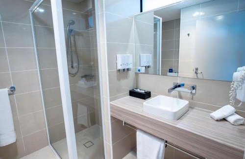 Lauderdale Hotel | Foreshore Hotel