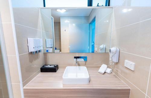 Lauderdale Hotel | Foreshore Hotel