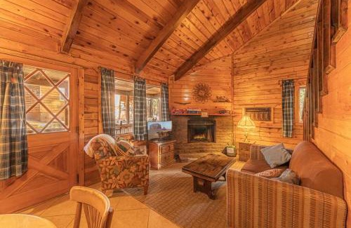 Christopher Creek House | Forest Cabin 6 Enchanted Forest