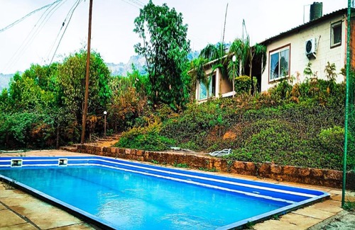 Mahabaleshwar Bed & Breakfast | Forest Cottage