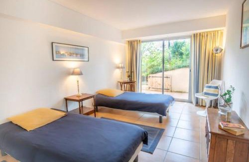 Pyla-sur-Mer Apartment | Forest flat/Terrasse-spa-bbq-10min à pieds de la plage