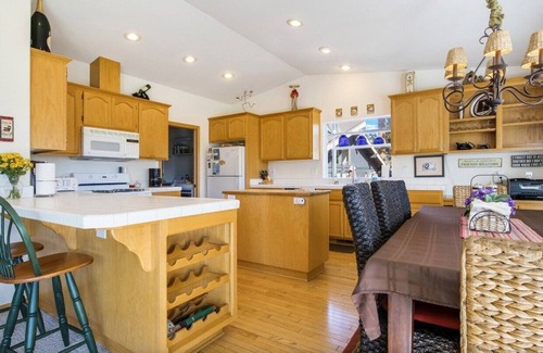 Kings Beach House | Forest Glen Family Lodge in Tahoe Vista