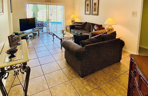 Haines City House | Forest Hill Villa - 4BR Villa w Private Pool and Golf course View