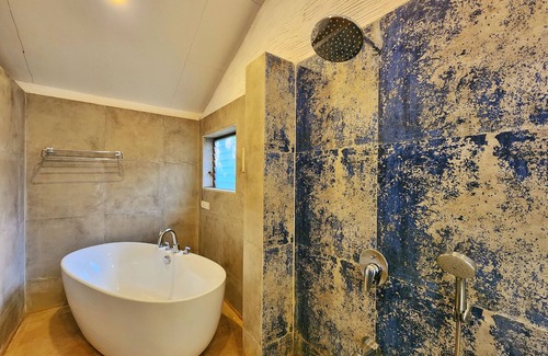 Mangaon Hotel | Forest Hills at Tala
