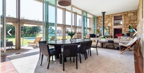 Barcelos Villa | Forest Home