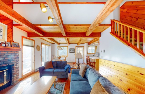 Wilmington House | Forest Home with Shared Pool & Hot Tub, WiFi, & Washer/Dryer - One Small Dog OK
