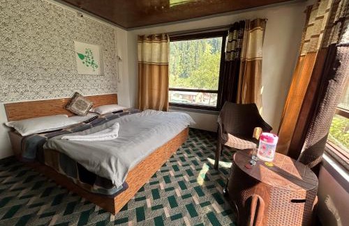 Laripora Apartment | Forest inn