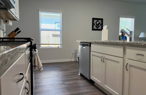 Conroe House | FOREST OAKS; New 4BR 2Bath, AC in Conroe,King bed in Master and 3 Queen beds!