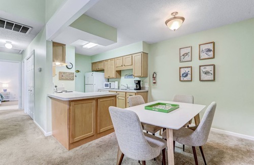 Fernandina Beach Condo | Forest Ridge K7 - Condo - Pool | 2 Bed, 1 Bath