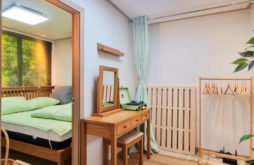 Gwanak-gu Apartment | Forest Sillim - private room