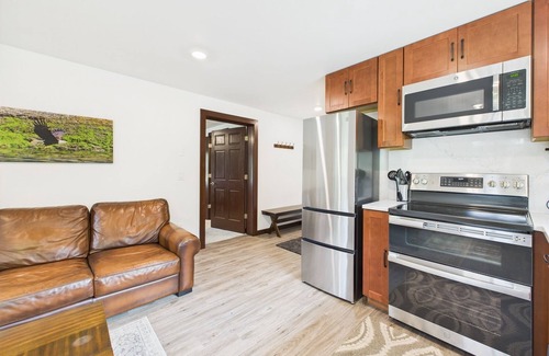 West Juneau Apartment | Forest-View 1BR w/Hot Tub – Near Downtown Juneau