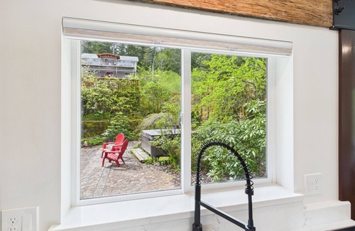 West Juneau Apartment | Forest-View 1BR w/Hot Tub – Near Downtown Juneau