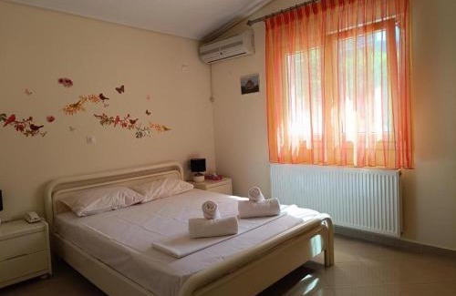 Zigos Apartment | Forest view apartment
