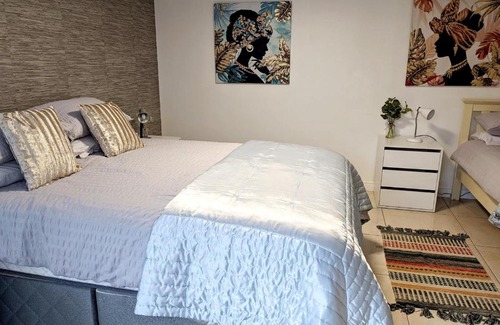 Rostrevor House | Forest View Impeccable two bedroom house
