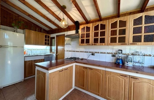 Melipilla House | Foresta House - BBQ Swimming Pool Pet Wifi