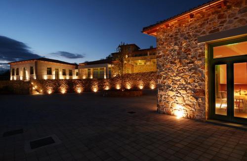 Vlachokerasia Hotel | Foresta in Medias Mores