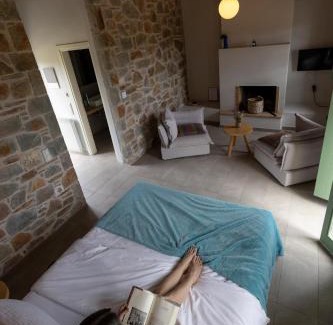 Vlachokerasia Hotel | Foresta in Medias Mores