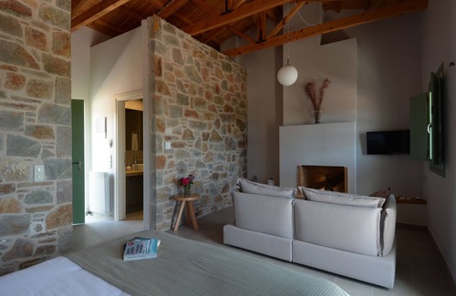 Vlachokerasia Hotel | Foresta in Medias Mores