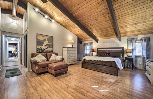 Maggie Valley House | Forested Family Retreat w/ Wraparound Deck & Patio