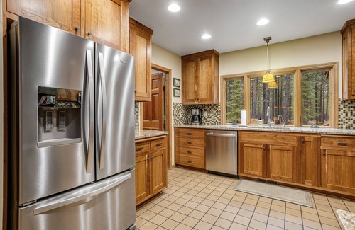 Black Butte Ranch House | Forested getaway with kitchen, stone fireplace, pool, & private hot tub